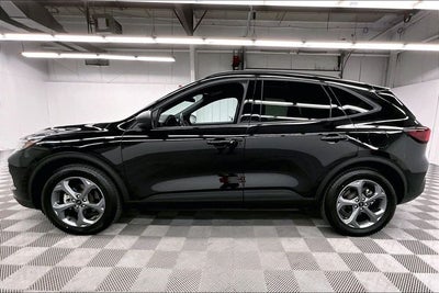 2025 Ford Escape ST-Line Blind Spot Detection - Apple CarPlay/Android Auto