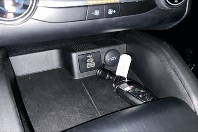 2025 Ford Escape ST-Line Blind Spot Detection - Apple CarPlay/Android Auto