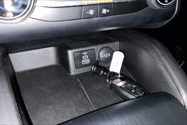 2025 Ford Escape ST-Line Blind Spot Detection - Apple CarPlay/Android Auto