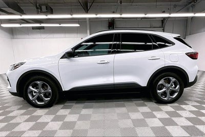 2025 Ford Escape Hybrid ST-Line Adaptive Cruise - Htd Seats - Remote Start