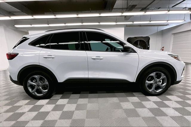 2025 Ford Escape Hybrid ST-Line Adaptive Cruise - Htd Seats - Remote Start