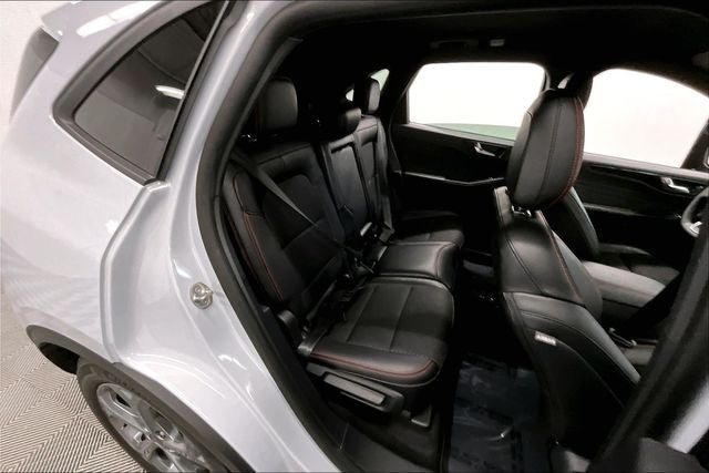 2025 Ford Escape Hybrid ST-Line Adaptive Cruise - Htd Seats - Remote Start