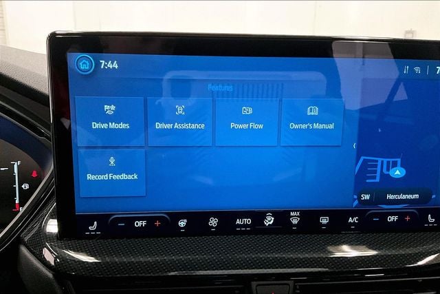 2025 Ford Escape Hybrid ST-Line Adaptive Cruise - Htd Seats - Remote Start