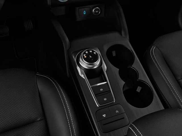 2022 Ford Escape SEL AWD-Panoramic Roof-Stealth Package