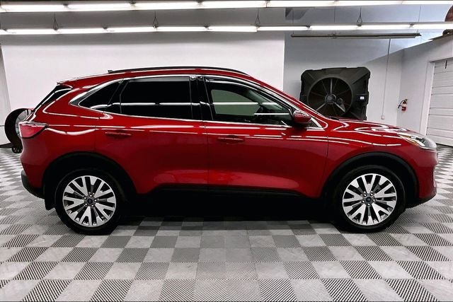 2021 Ford Escape Titanium