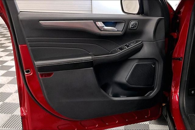 2021 Ford Escape Titanium