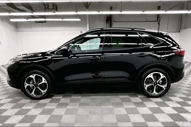2025 Ford Escape Hybrid ST-Line Select