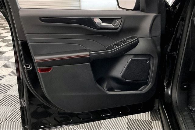 2025 Ford Escape Hybrid ST-Line Select