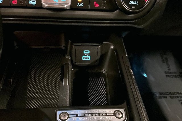 2025 Ford Bronco Outer Banks 4x4-Htd Seats-Remote Start-Blind Spot Monitor