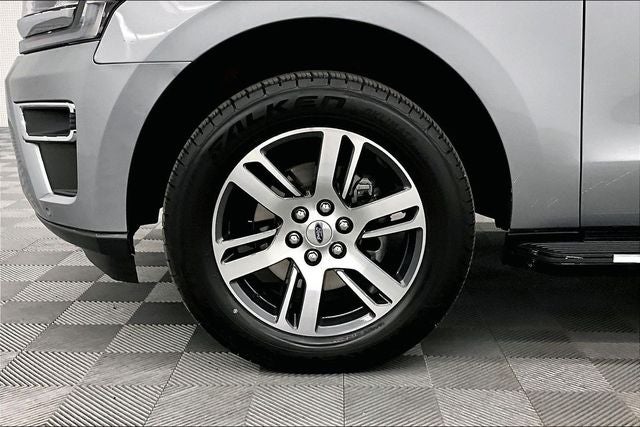 2022 Ford Expedition Max Limited 4x4 - Pano Roof - Htd/Cooled Leather