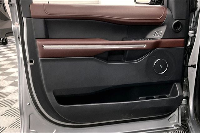 2022 Ford Expedition Max Limited 4x4 - Pano Roof - Htd/Cooled Leather