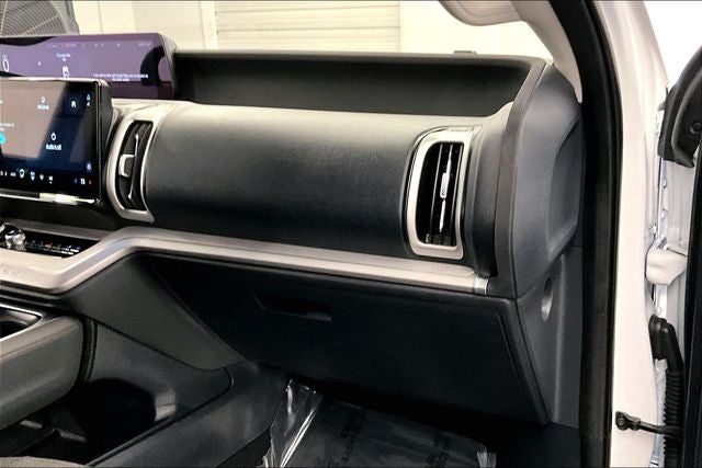 2025 Ford Expedition Active 4x4 - Adaptive Cruise - Blind Spot Detection