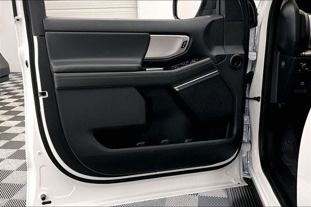 2025 Ford Expedition Active 4x4 - Adaptive Cruise - Blind Spot Detection
