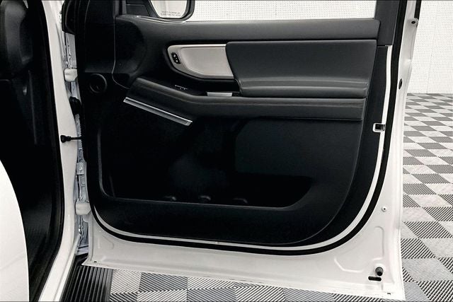 2025 Ford Expedition Active 4x4 - Adaptive Cruise - Blind Spot Detection