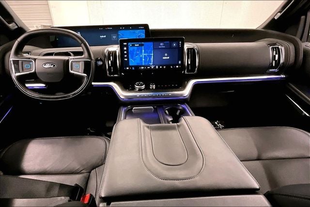 2025 Ford Expedition Platinum 4x4-Pano Roof-Htd/Cooled Leather-22'' Wheels