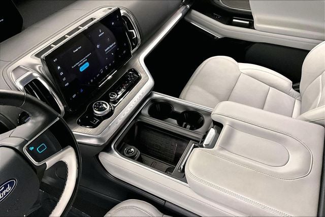 2025 Ford Expedition Platinum 4x4-Pano Roof-Adaptive Cruise-22'' Wheels