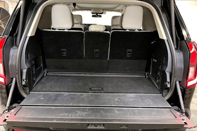 2025 Ford Expedition Platinum 4x4-Pano Roof-Adaptive Cruise-22'' Wheels