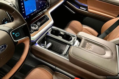 2025 Ford Expedition King Ranch 4x4-Pano Roof-Adaptive Cruise-Htd/Cooled Leather