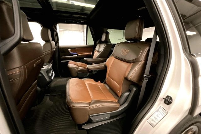 2025 Ford Expedition King Ranch 4x4-Pano Roof-Adaptive Cruise-Htd/Cooled Leather