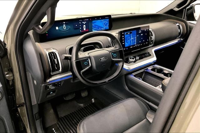 2025 Ford Expedition Tremor 4x4 - Pano Roof - Htd/Cooled Leather