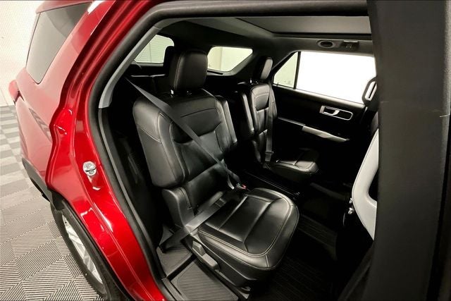 2022 Ford Explorer XLT 4x4 - Pano Roof - Adaptive Cruise - Htd Seats