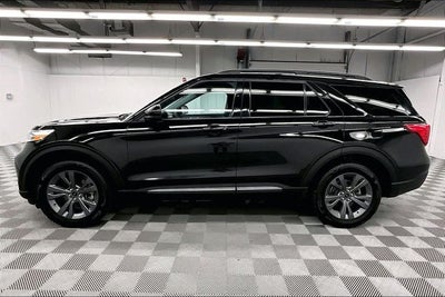 2024 Ford Explorer XLT