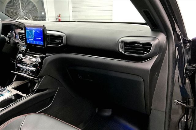 2024 Ford Explorer ST-Line