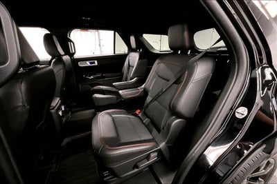 2024 Ford Explorer ST-Line