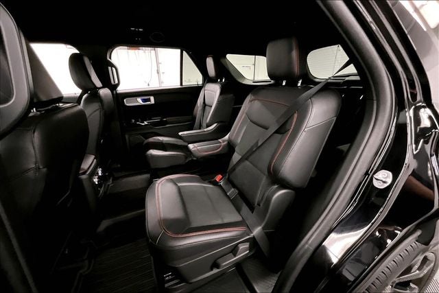 2024 Ford Explorer ST-Line