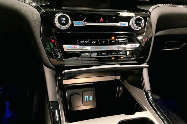 2024 Ford Explorer ST-Line