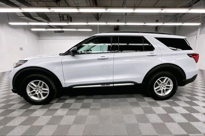2025 Ford Explorer Active 4x4-Adaptive Cruise-Blind Spot Detection