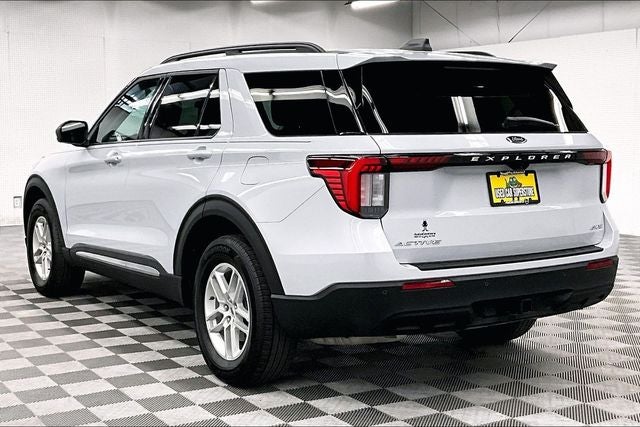 2025 Ford Explorer Active 4x4-Adaptive Cruise-Blind Spot Detection