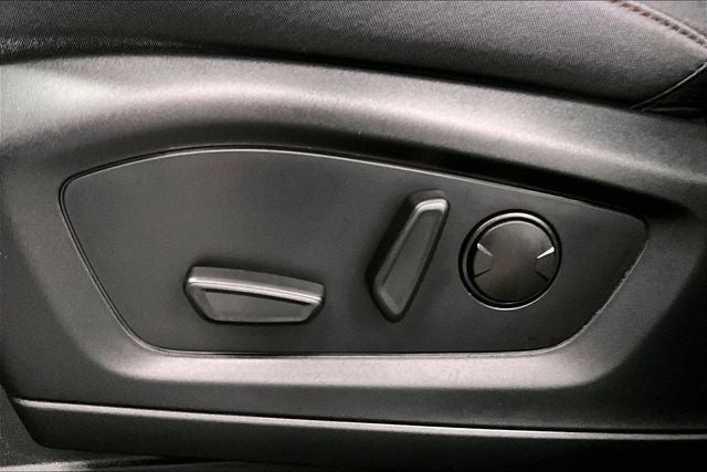 2025 Ford Explorer Active 4x4-Adaptive Cruise-Blind Spot Detection