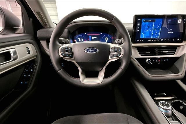 2025 Ford Explorer Active 4x4-Adaptive Cruise-Blind Spot Detection