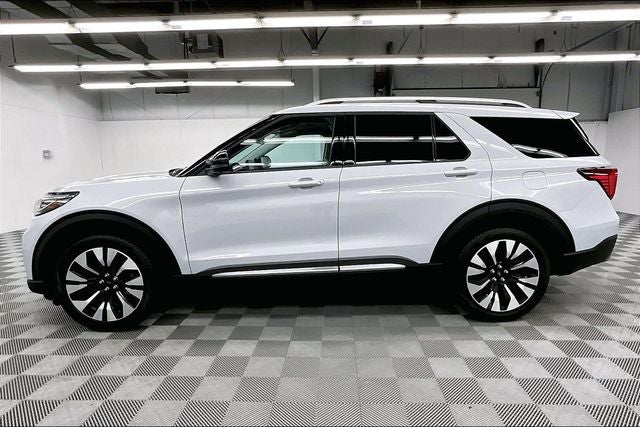 2025 Ford Explorer Platinum 4x4 - Pano Roof - Htd/Cooled Leather - 21'' Wheels