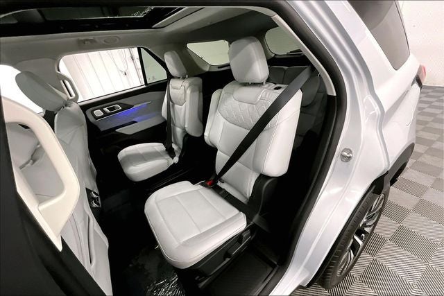 2025 Ford Explorer Platinum 4x4 - Pano Roof - Htd/Cooled Leather - 21'' Wheels
