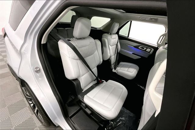 2025 Ford Explorer Platinum 4x4 - Pano Roof - Htd/Cooled Leather - 21'' Wheels