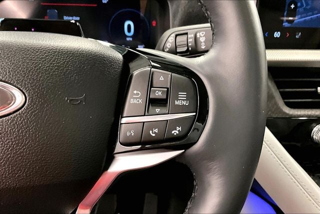 2025 Ford Explorer Platinum 4x4 - Pano Roof - Htd/Cooled Leather - 21'' Wheels