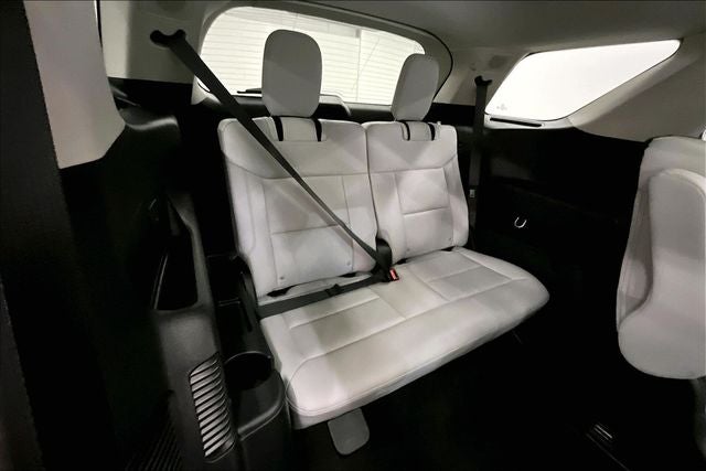 2025 Ford Explorer Platinum 4x4 - Pano Roof - Htd/Cooled Leather - 21'' Wheels