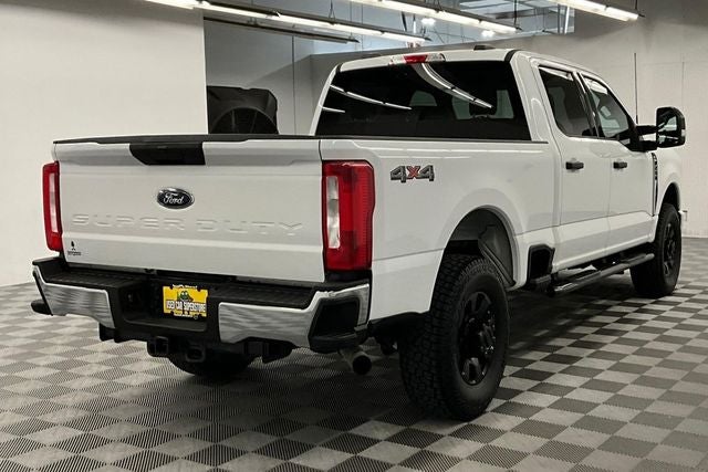 2023 Ford F-250SD XLT 4x4 - Apple CarPlay/Android Auto - 18'' Black Whee