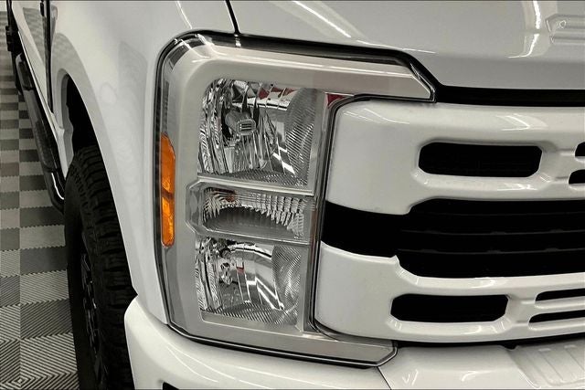 2023 Ford F-250SD XLT 4x4 - Apple CarPlay/Android Auto - 18'' Black Whee