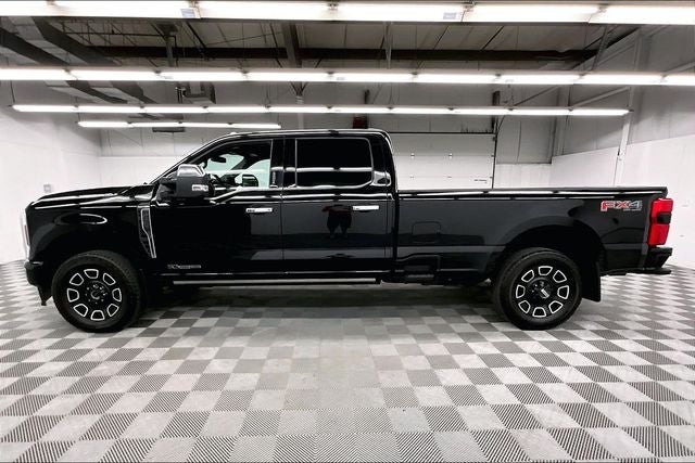 2024 Ford F-250SD Platinum 4x4-Diesel-Pano Roof-Htd/Cooled Massaging Leather