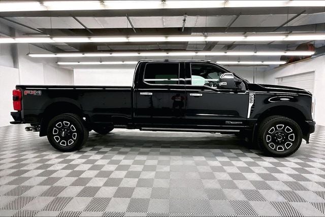 2024 Ford F-250SD Platinum 4x4-Diesel-Pano Roof-Htd/Cooled Massaging Leather