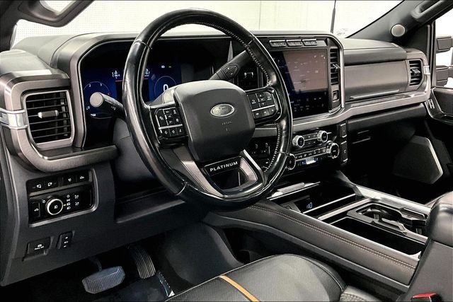 2024 Ford F-250SD Platinum 4x4-Diesel-Pano Roof-Htd/Cooled Massaging Leather