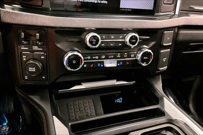 2024 Ford F-250SD Platinum 4x4-Diesel-Pano Roof-Htd/Cooled Massaging Leather