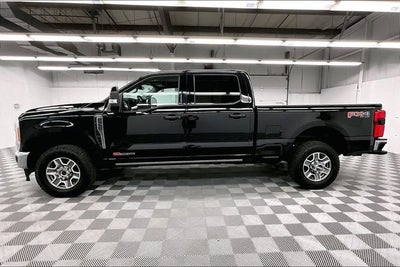 2023 Ford F-250SD Lariat 4x4 - Diesel - Ultimate Pkg - Pano Roof - Htd/Cool