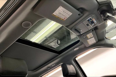 2023 Ford F-250SD Lariat 4x4 - Diesel - Ultimate Pkg - Pano Roof - Htd/Cool