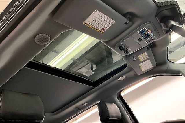 2023 Ford F-250SD Lariat 4x4 - Diesel - Ultimate Pkg - Pano Roof - Htd/Cool