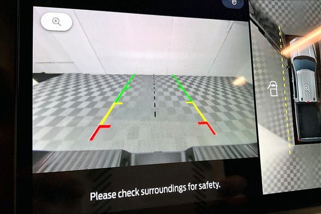 2023 Ford F-250SD Lariat 4x4 - Diesel - Ultimate Pkg - Pano Roof - Htd/Cool