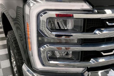 2023 Ford F-250SD Lariat 4x4 - Diesel - Ultimate Pkg - Pano Roof - Htd/Cool